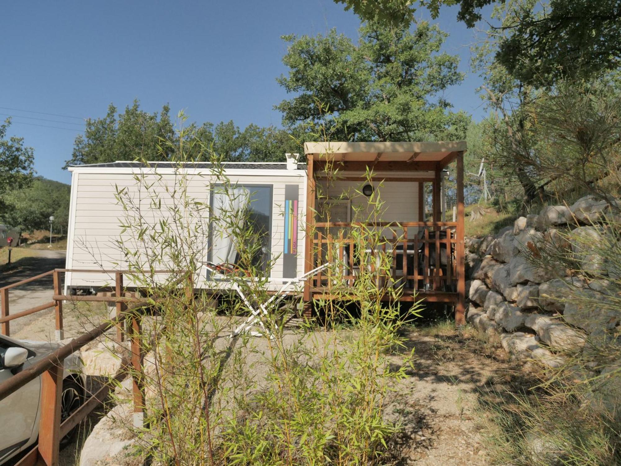 Camping Pres Du Lac De Sainte Croix Бодюен Екстериор снимка